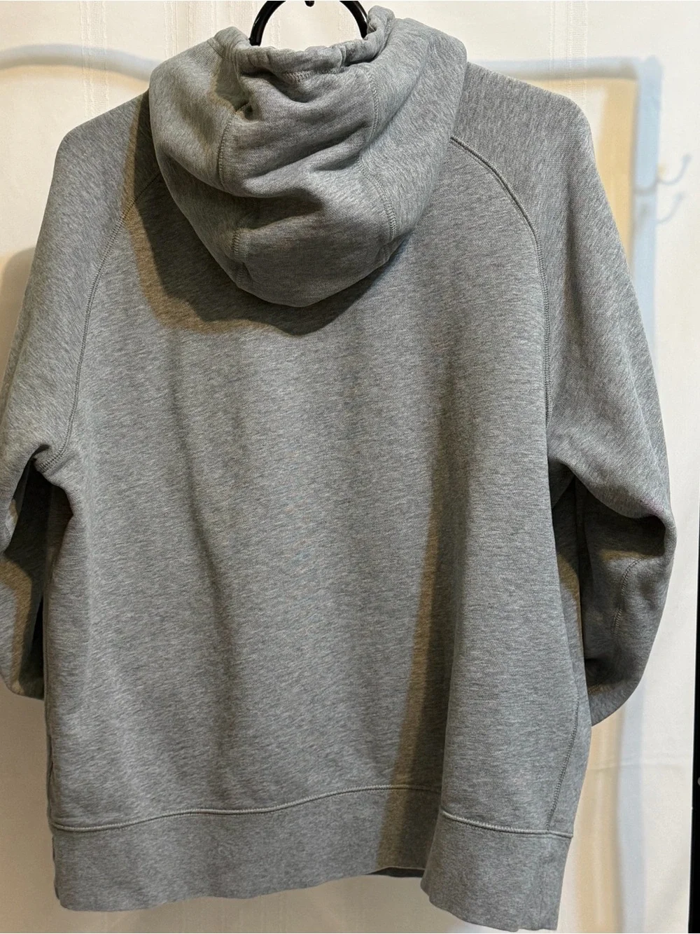 Nike Men’s Pullover Hoodie L Regular Gray Purple Logo Graphic Fleece Pockets
